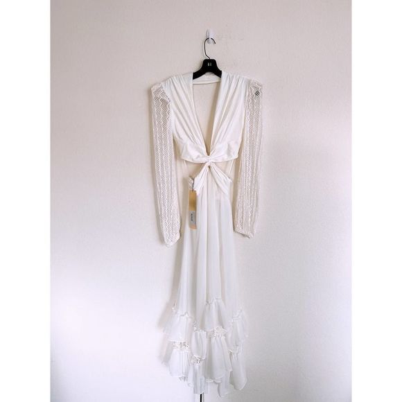 PatBo PLUNGE LACE SLEEVE MAXI DRESS white small - Picture 8 of 12
